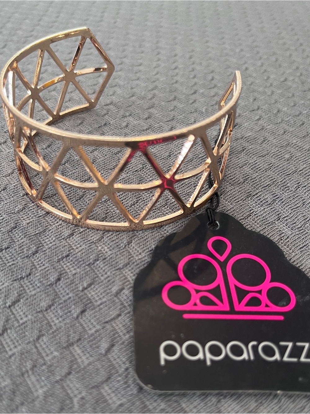 NWT Paparazzi Shiny Gold Geometric Triangle Cutout Cage Cuff Bracelet